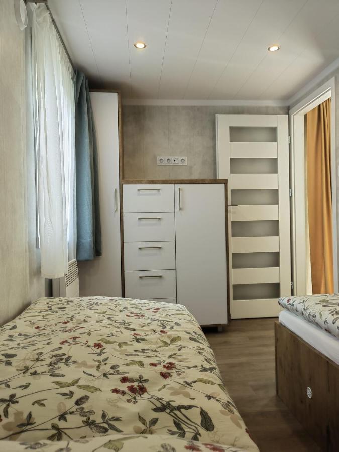 Gemuetliches Landhauswohnen Rent-By-Seibold 厄扎森 外观 照片